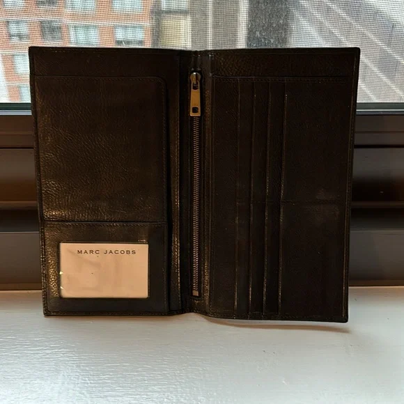 Marc Jacobs Passport Wallet